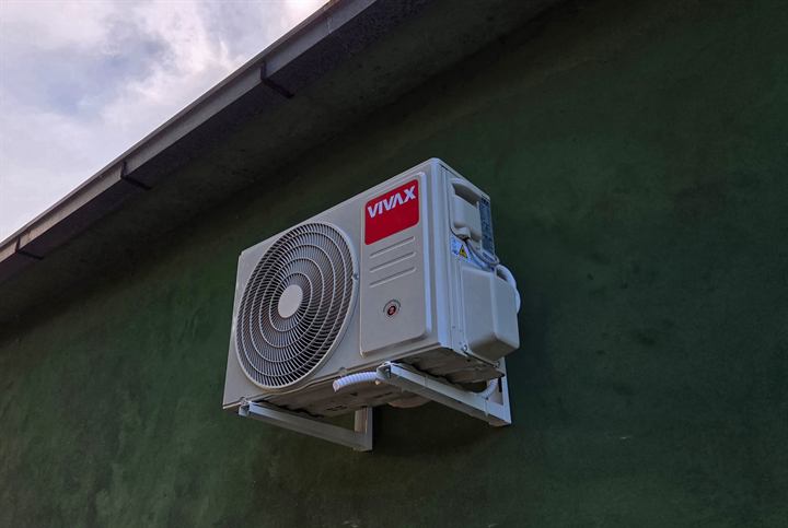 Vivax spoljna jedinica